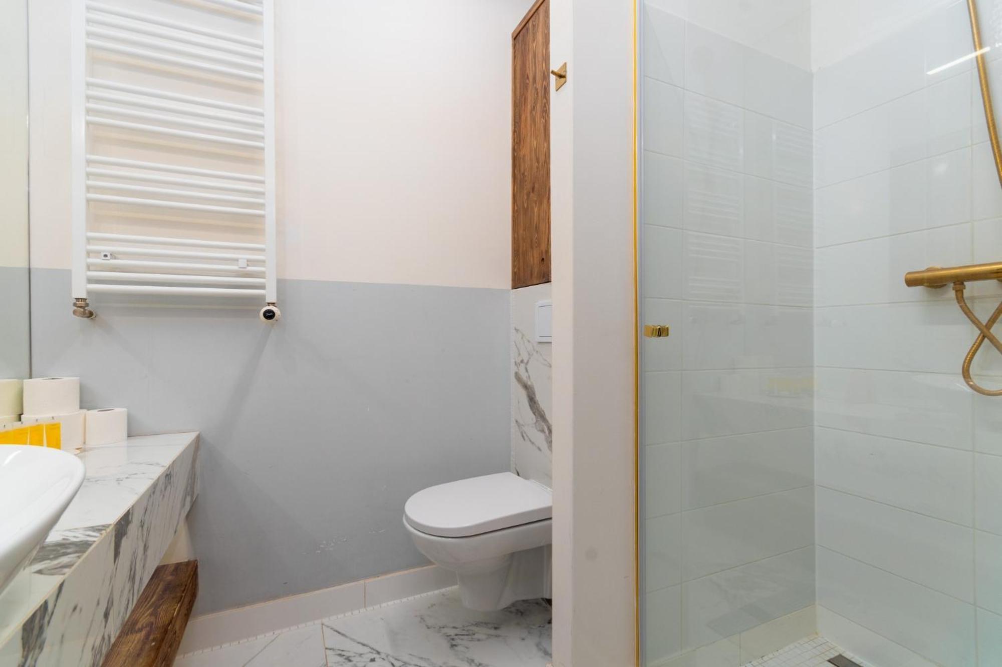 Paryski Zakatek Cosy Apartment Vratislav Exteriér fotografie
