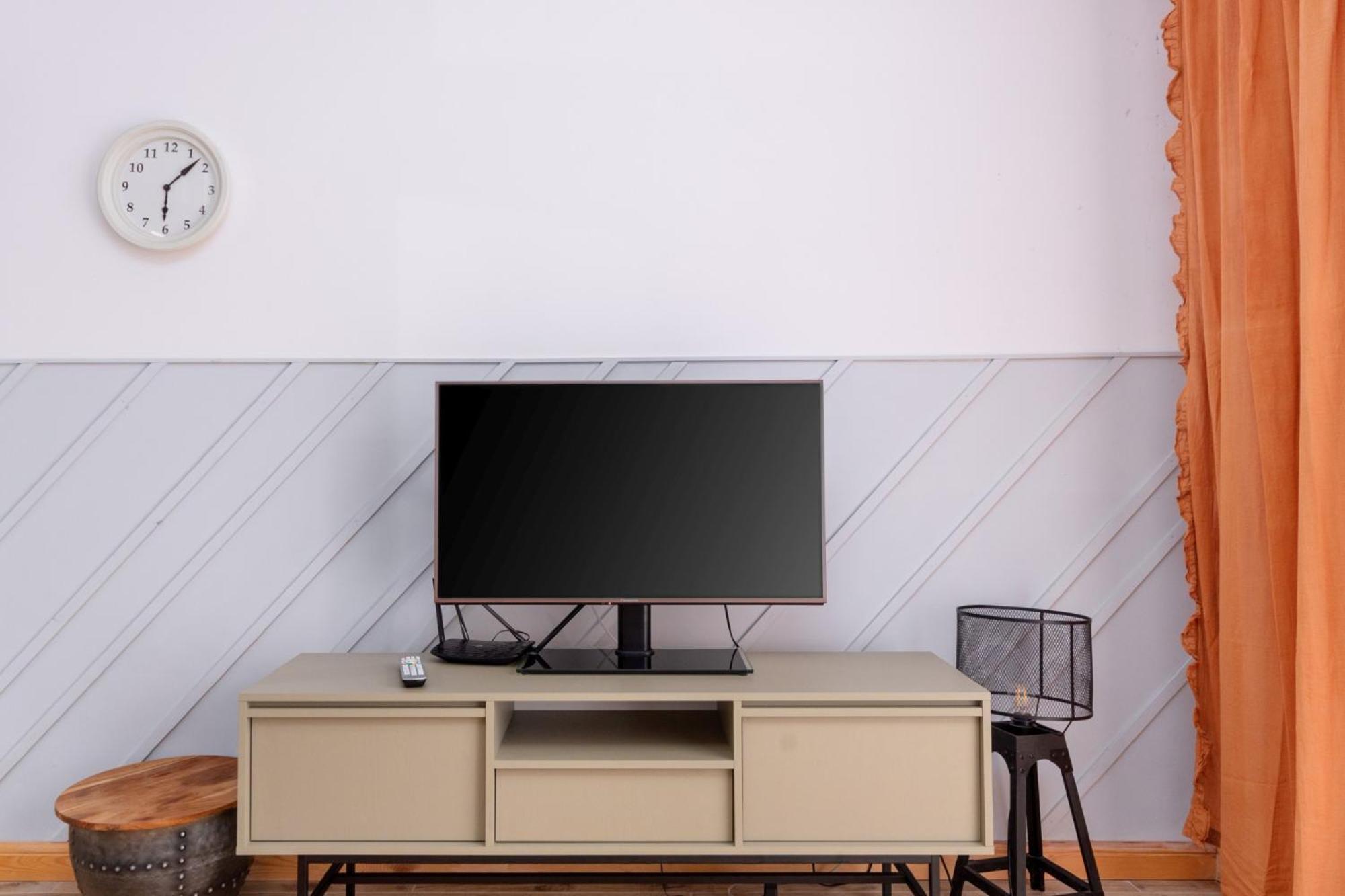 Paryski Zakatek Cosy Apartment Vratislav Exteriér fotografie