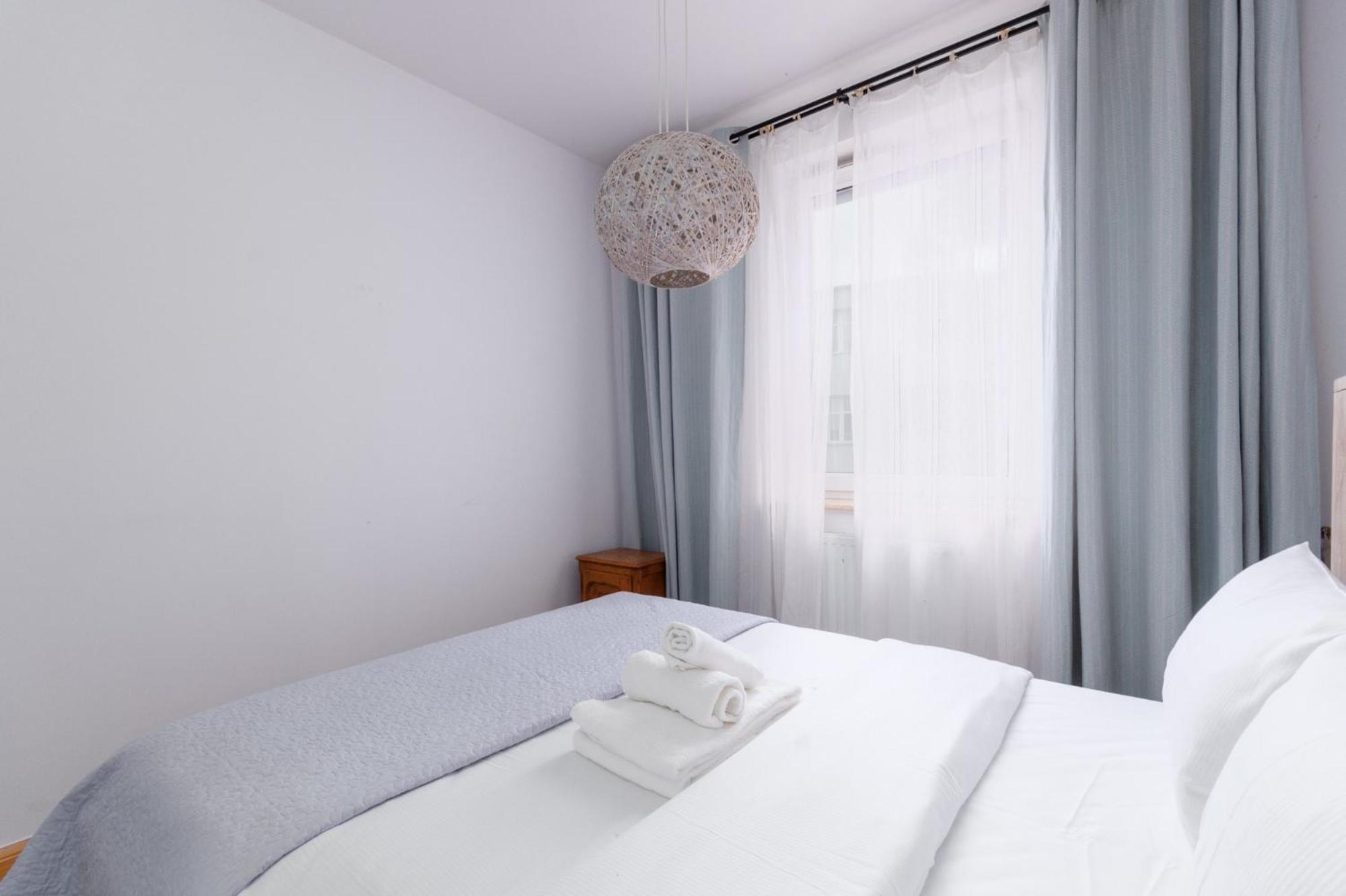Paryski Zakatek Cosy Apartment Vratislav Exteriér fotografie
