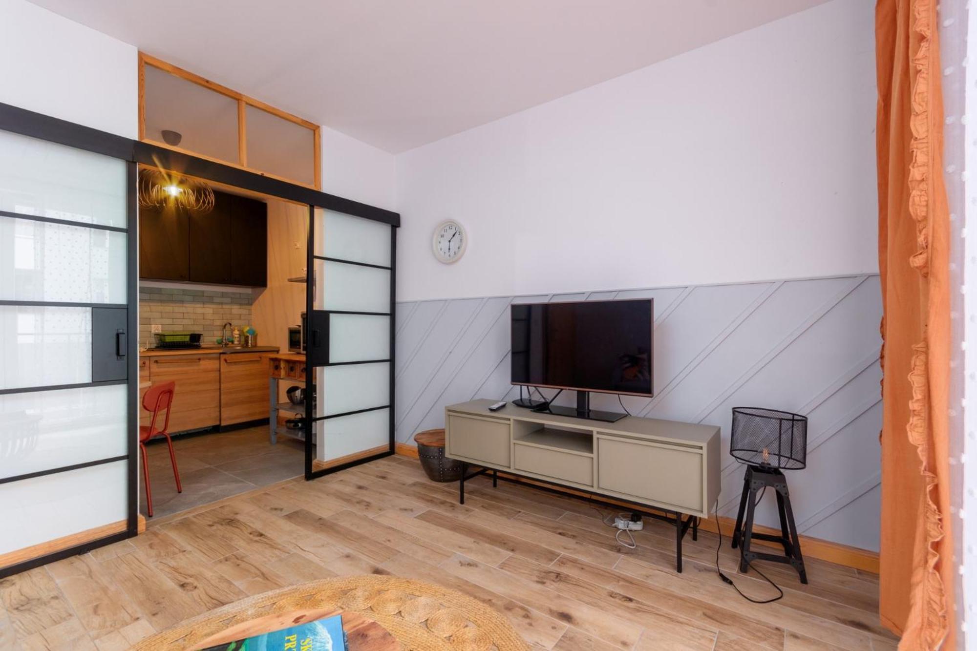 Paryski Zakatek Cosy Apartment Vratislav Exteriér fotografie